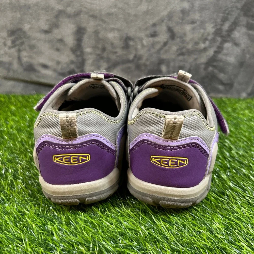 Keen Knotch‎ Hollow Sandals Water Shoes Purple Gray Adjustable Strap Kids 6